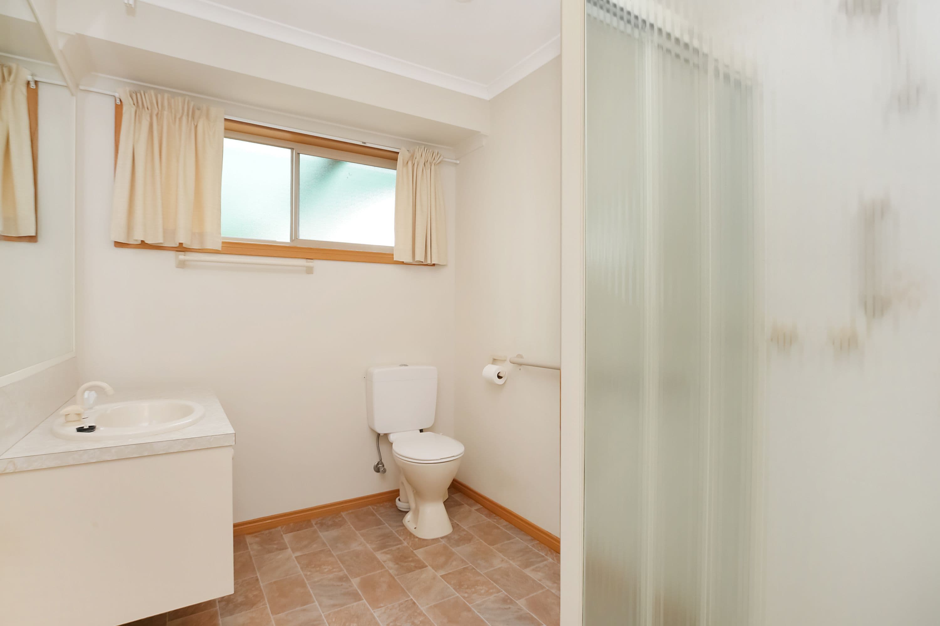 55 Wallace Street, Colac VIC 3250, Colac - Thumbnail 8