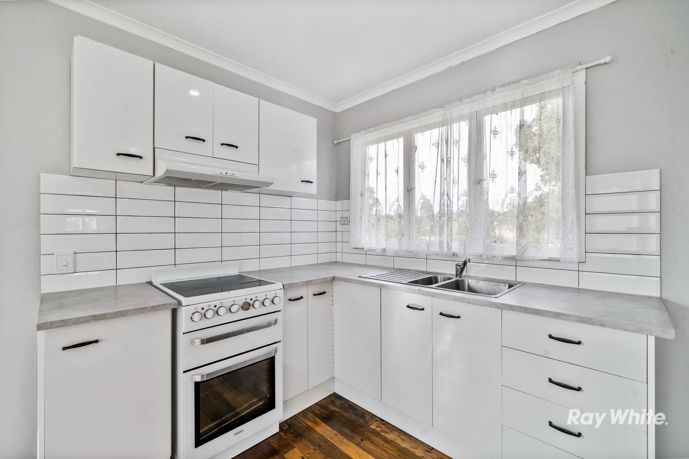 8 Orchid Street, Woodridge QLD 4114, Woodridge - Thumbnail 3