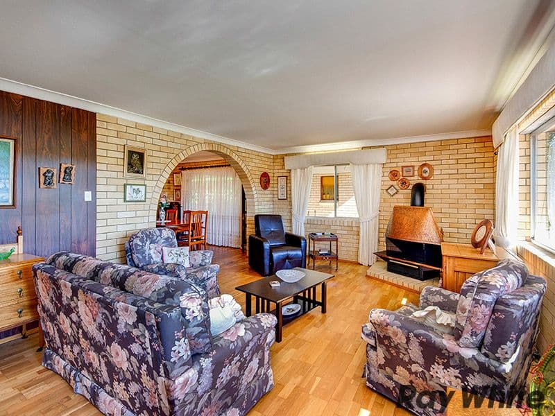 7 Riding Court, CLEAR MOUNTAIN QLD 4500, Clear Mountain - Thumbnail 4