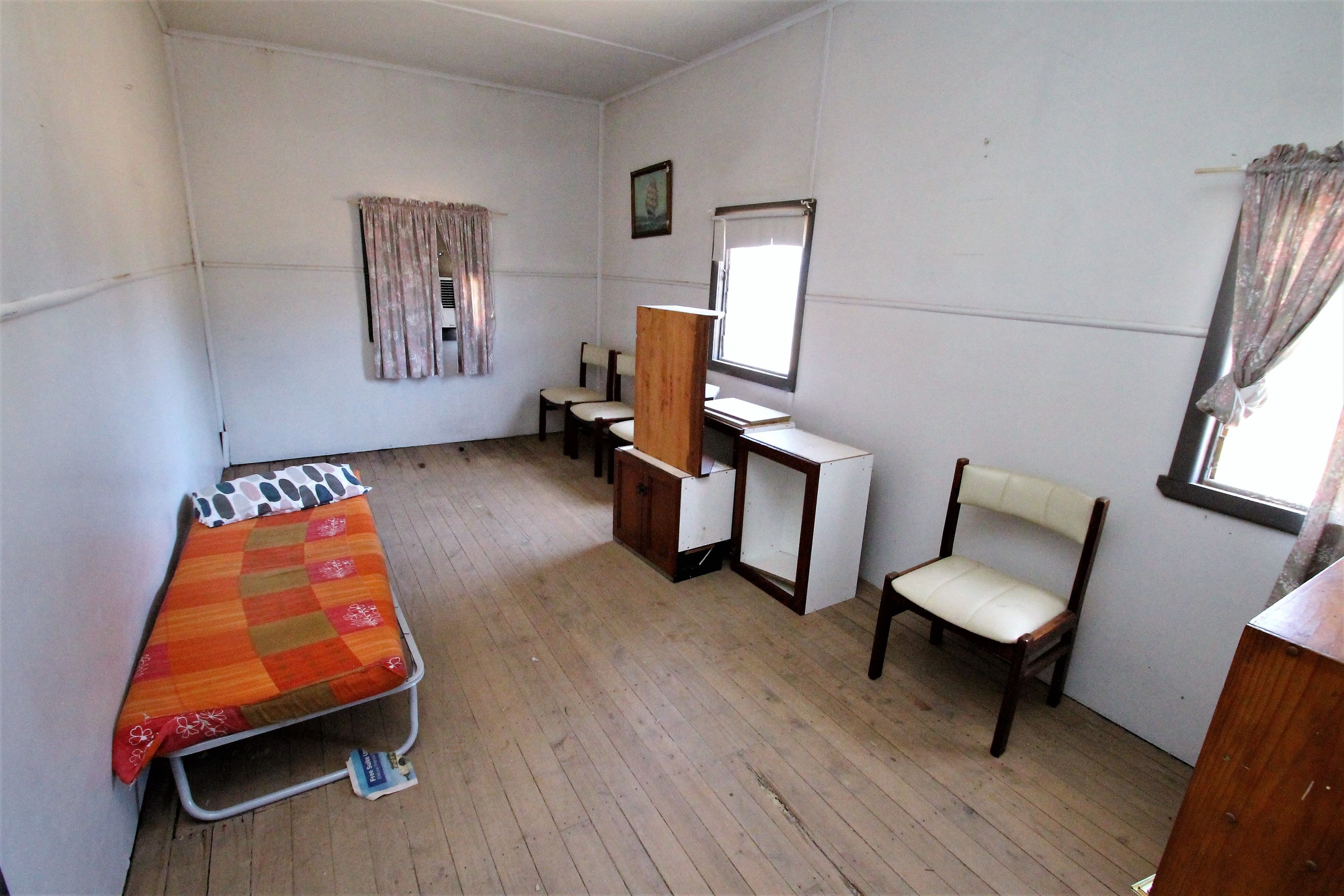 14 Learmonth Street, Willow Tree - Thumbnail 7