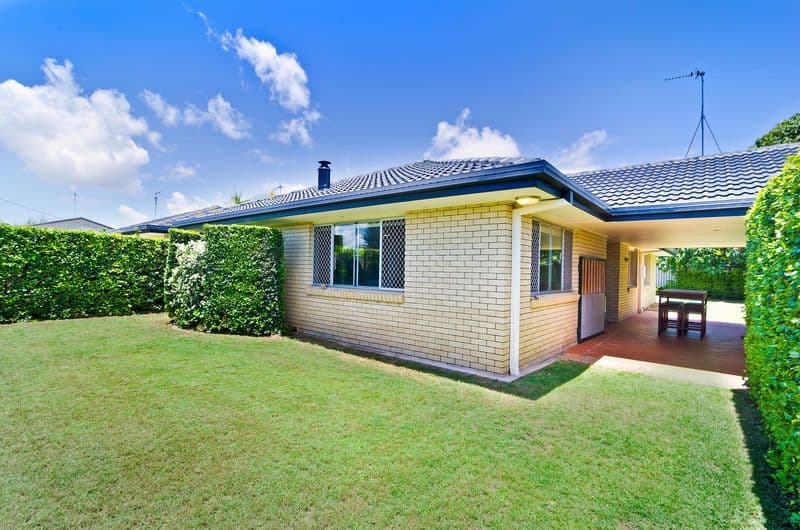 10 Denawen Street, PALM BEACH QLD 4221, Palm Beach - Thumbnail 4