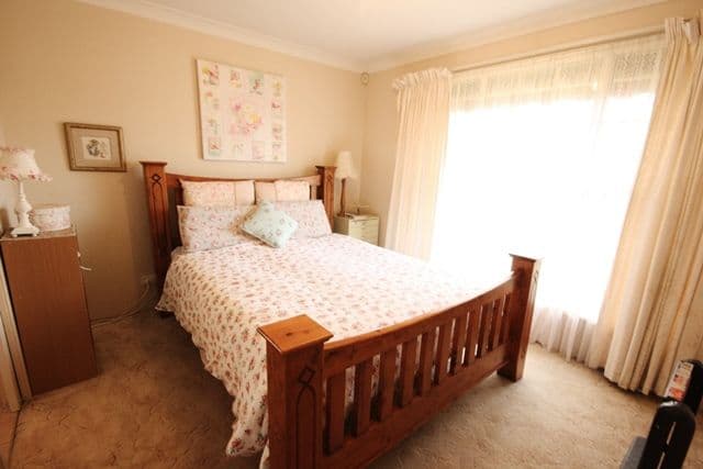5 Stephano Place, ROSEMEADOW NSW 2560, Rosemeadow - Thumbnail 4