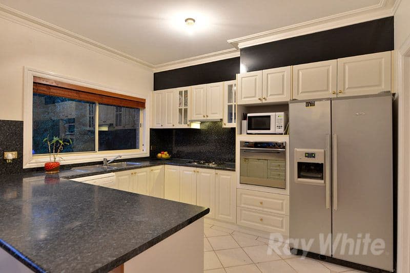 17 Sommersby Court, LYSTERFIELD VIC 3156, Lysterfield - Thumbnail 4