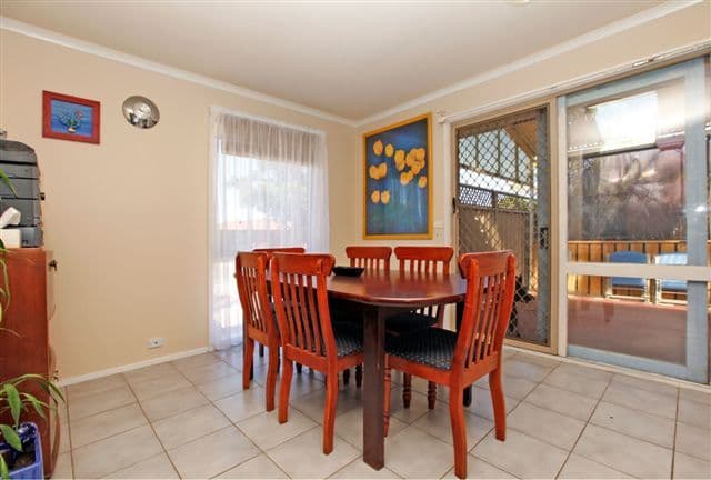 71 Rokeby Crescent, CRAIGIEBURN VIC 3064, Craigieburn - Thumbnail 5