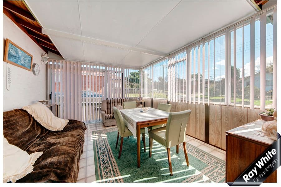 6 Hambly Place, QUEANBEYAN NSW 2620, Queanbeyan - Thumbnail 2