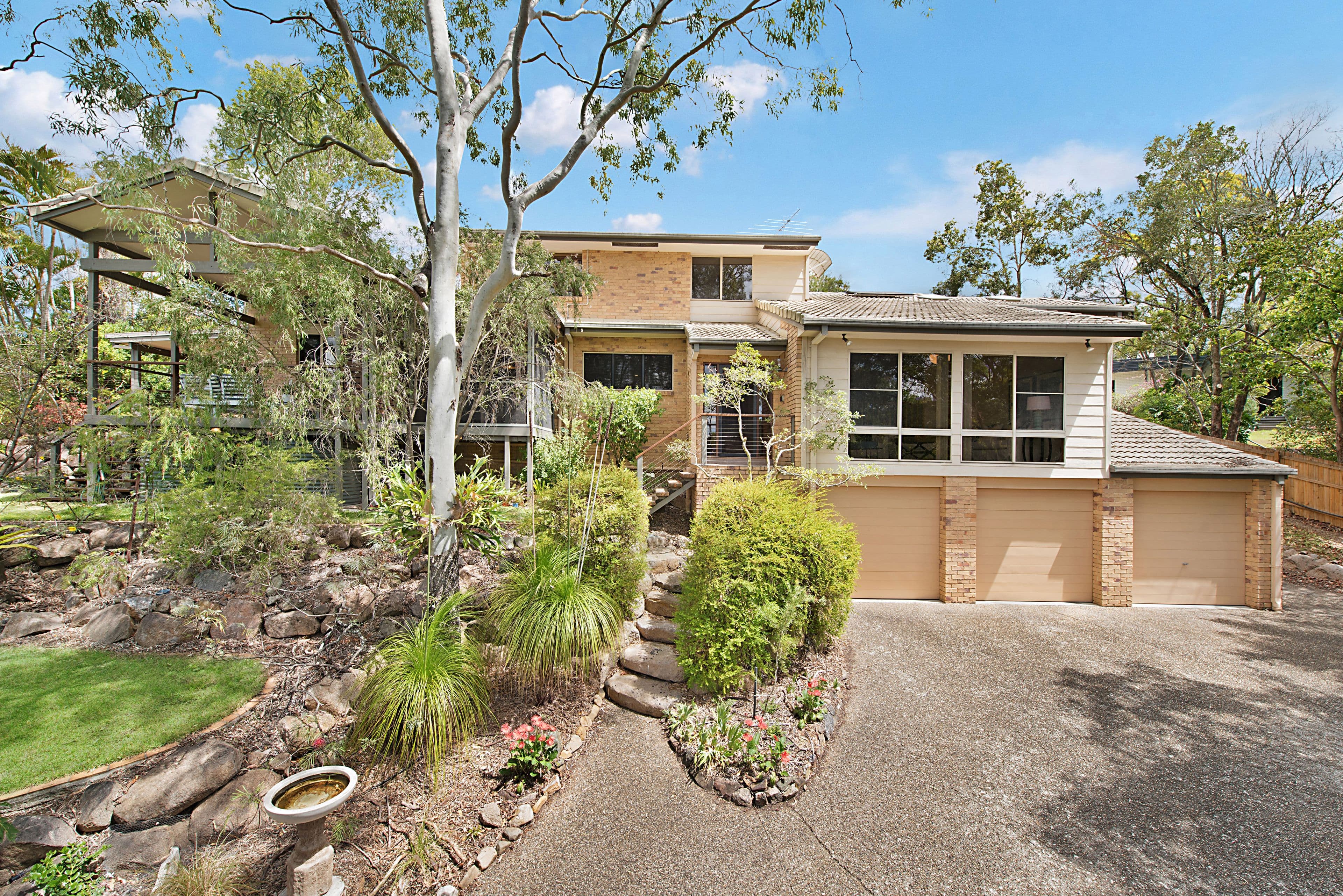 6 Cunningham Court, Mount Ommaney QLD 4074, Mount Ommaney - Thumbnail 3
