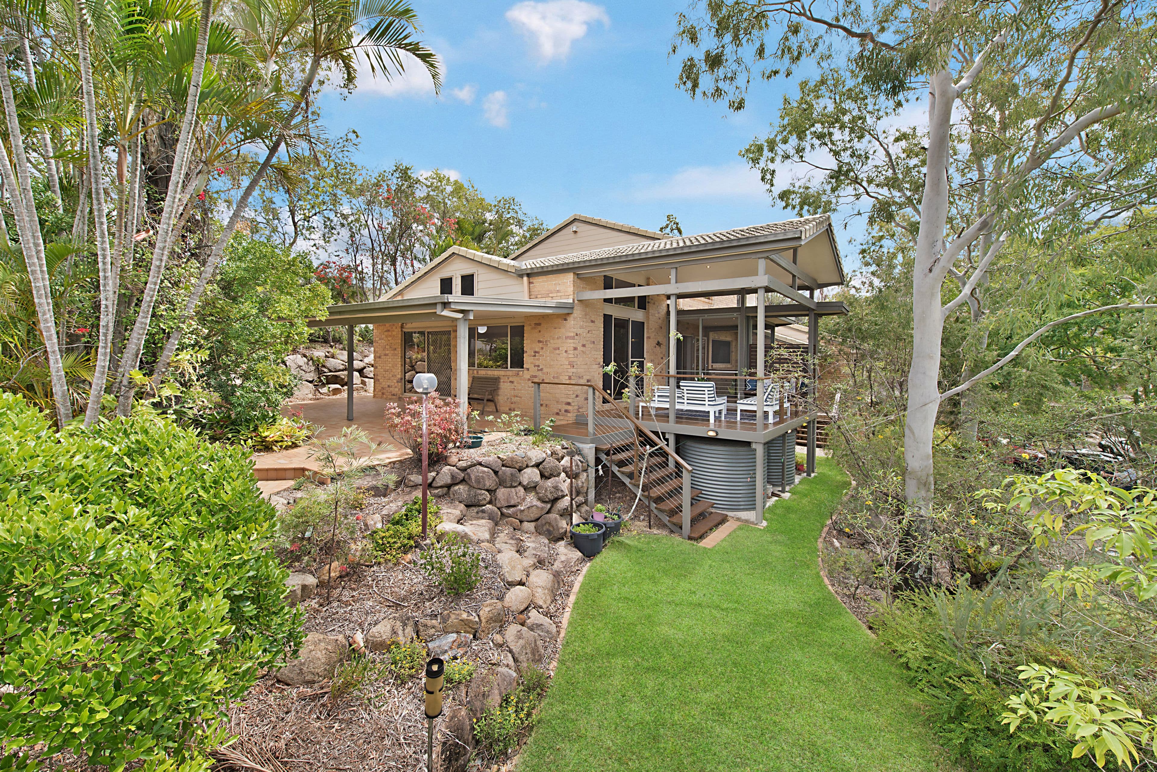 6 Cunningham Court, Mount Ommaney QLD 4074, Mount Ommaney - Thumbnail 4