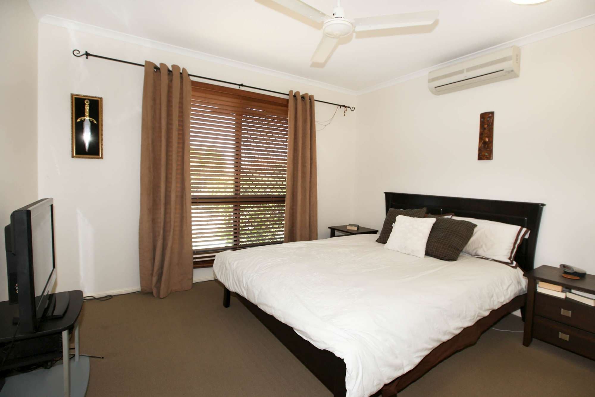 17 Bellamy Street, RASMUSSEN QLD 4815, Rasmussen - Thumbnail 3
