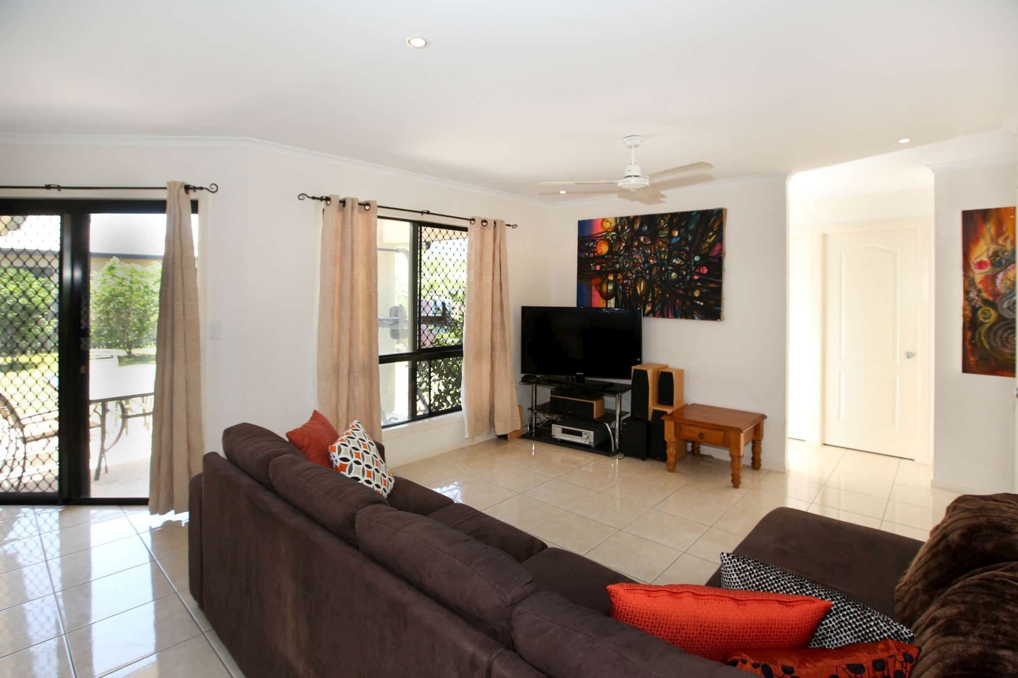 17 Bellamy Street, RASMUSSEN QLD 4815, Rasmussen - Thumbnail 6