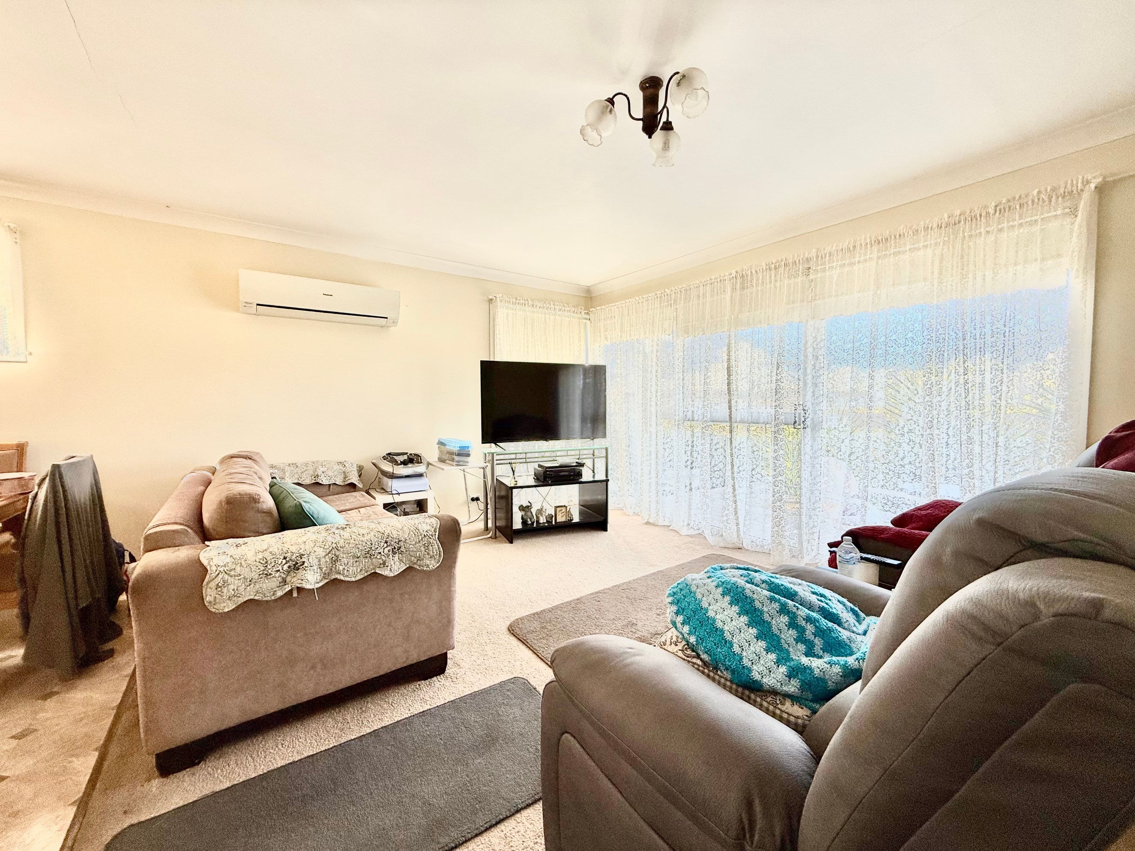 47 Binalong Street, Young NSW 2594, Young - Thumbnail 2