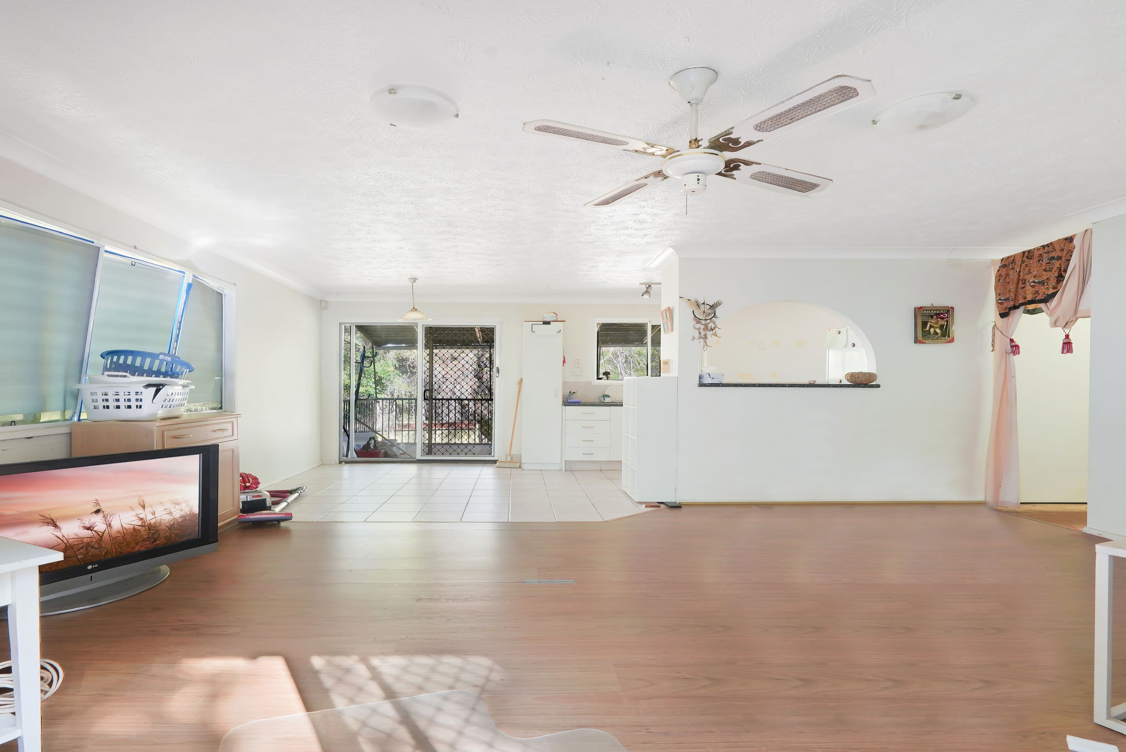 42 Woomera Crescent, Southport QLD 4215, Southport - Thumbnail 5