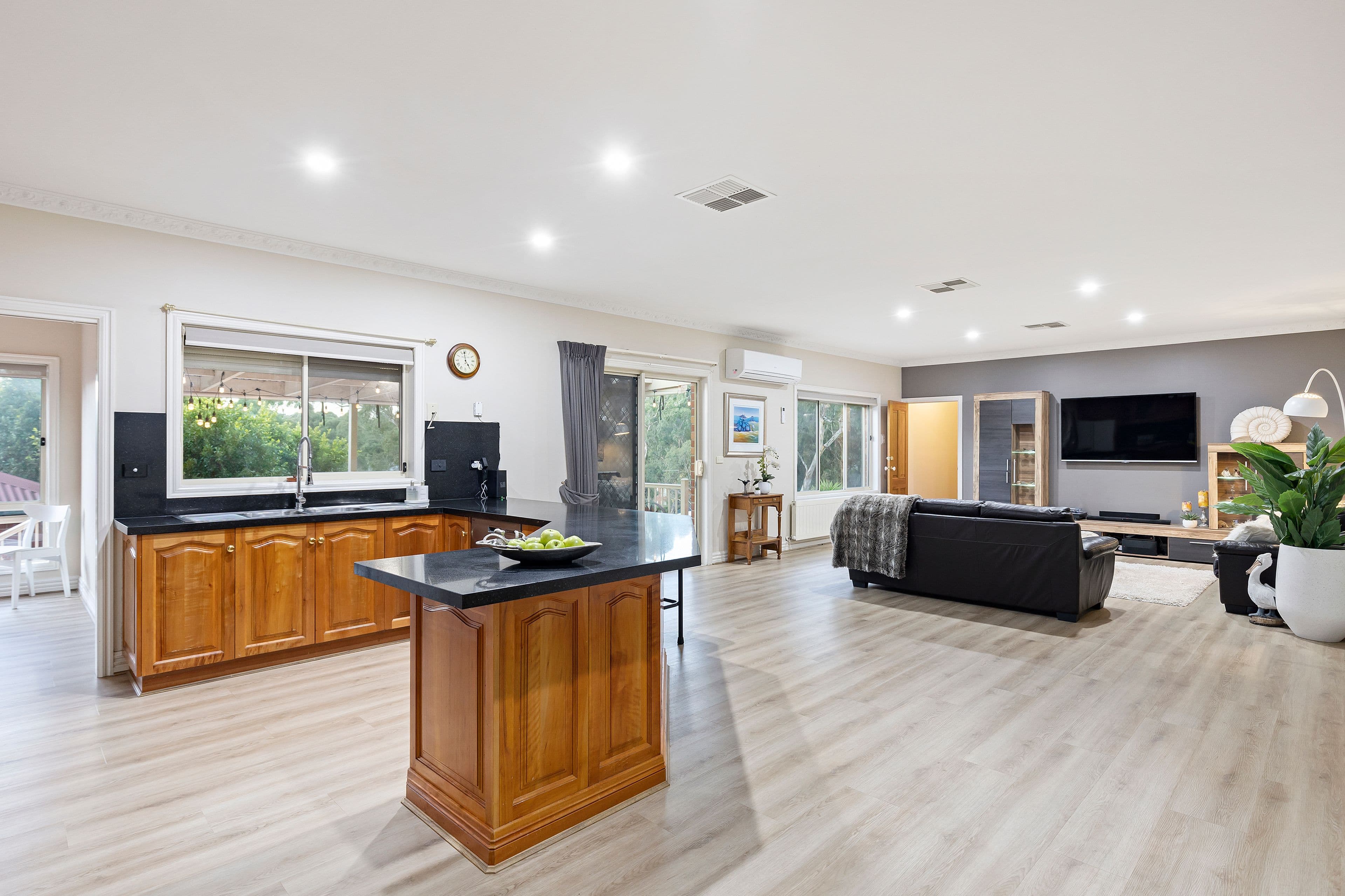 28 Fullwood Drive, Sunbury VIC 3429, Sunbury - Thumbnail 5