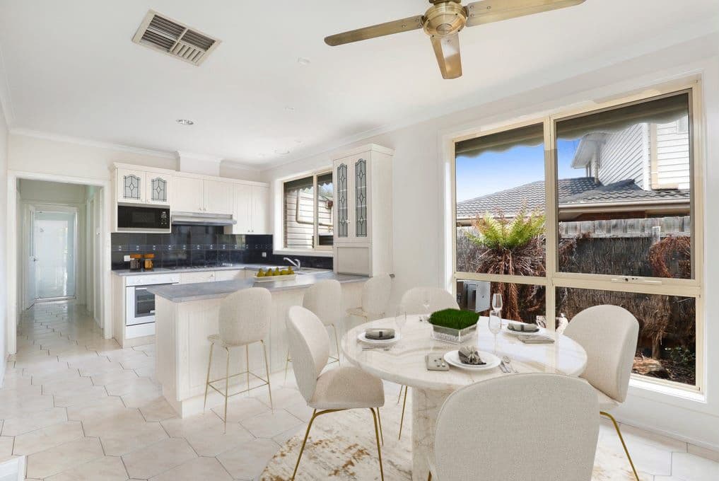 9 Beacon Hills Crescent, Craigieburn VIC 3064, Craigieburn - Thumbnail 2