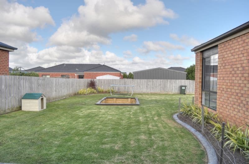8 Lockett Drive, WARRNAMBOOL VIC 3280, Warrnambool - Thumbnail 6