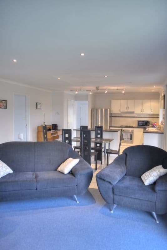 8 Lockett Drive, WARRNAMBOOL VIC 3280, Warrnambool - Thumbnail 8