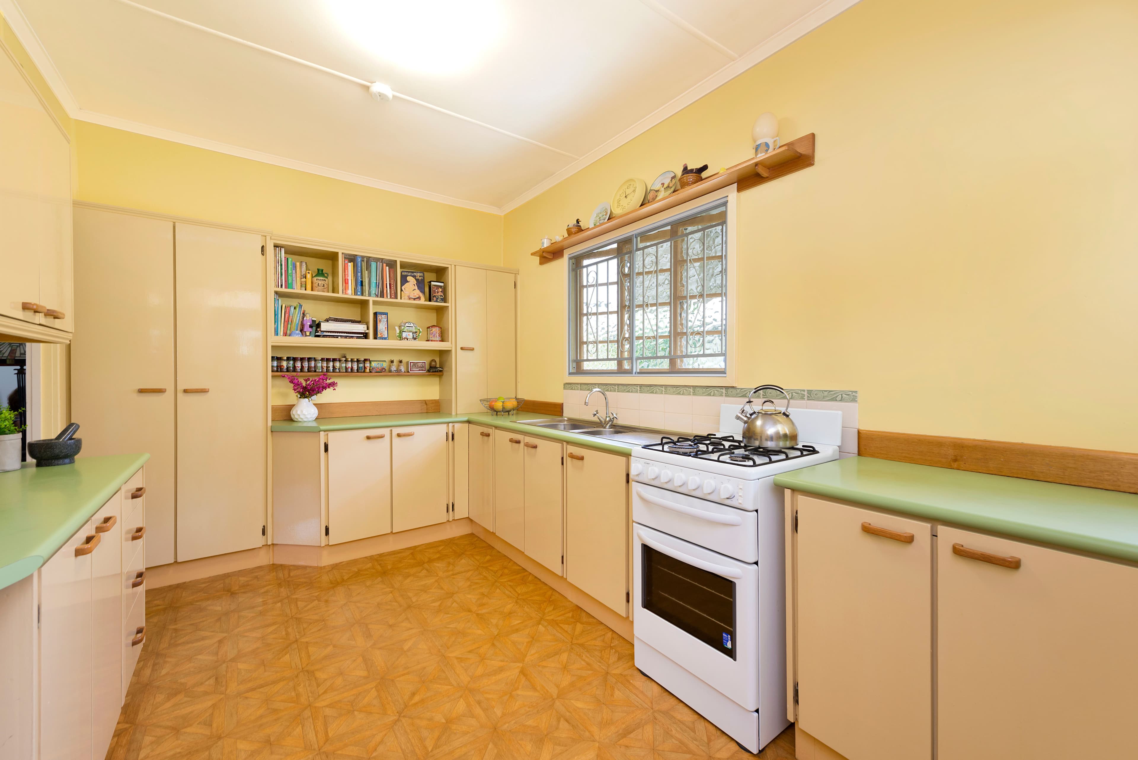 32 Lockyer Street, Camp Hill QLD 4152, Camp Hill - Thumbnail 7