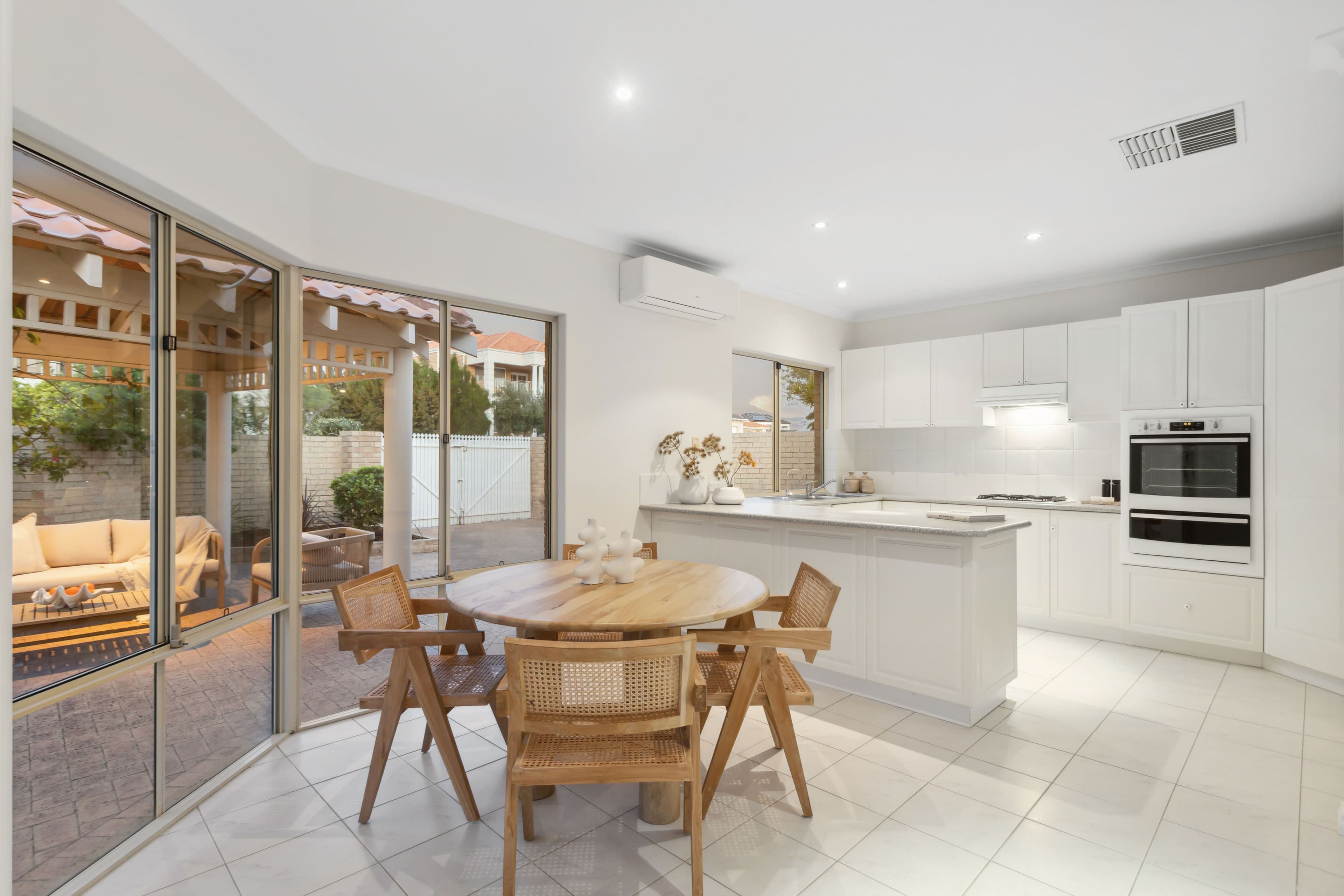 12A Bennetts Place, Sorrento WA 6020, Sorrento - Thumbnail 8