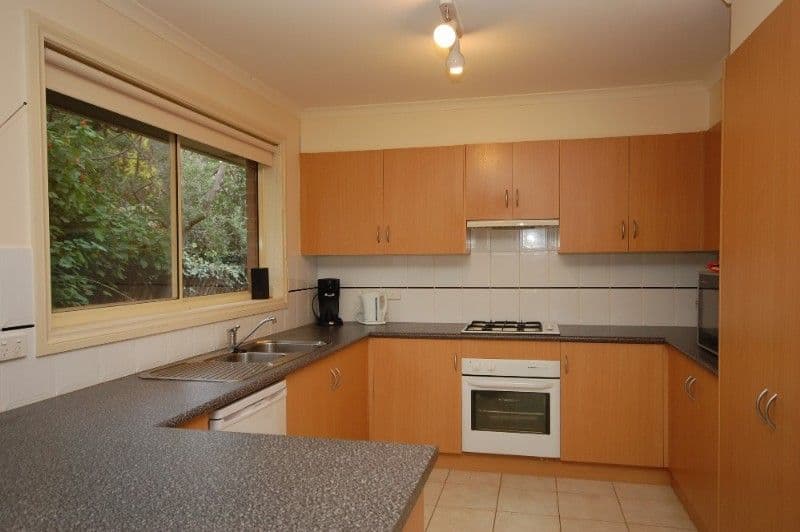 19 Bungalook Rd East, BAYSWATER NORTH VIC 3153, Bayswater North - Thumbnail 2