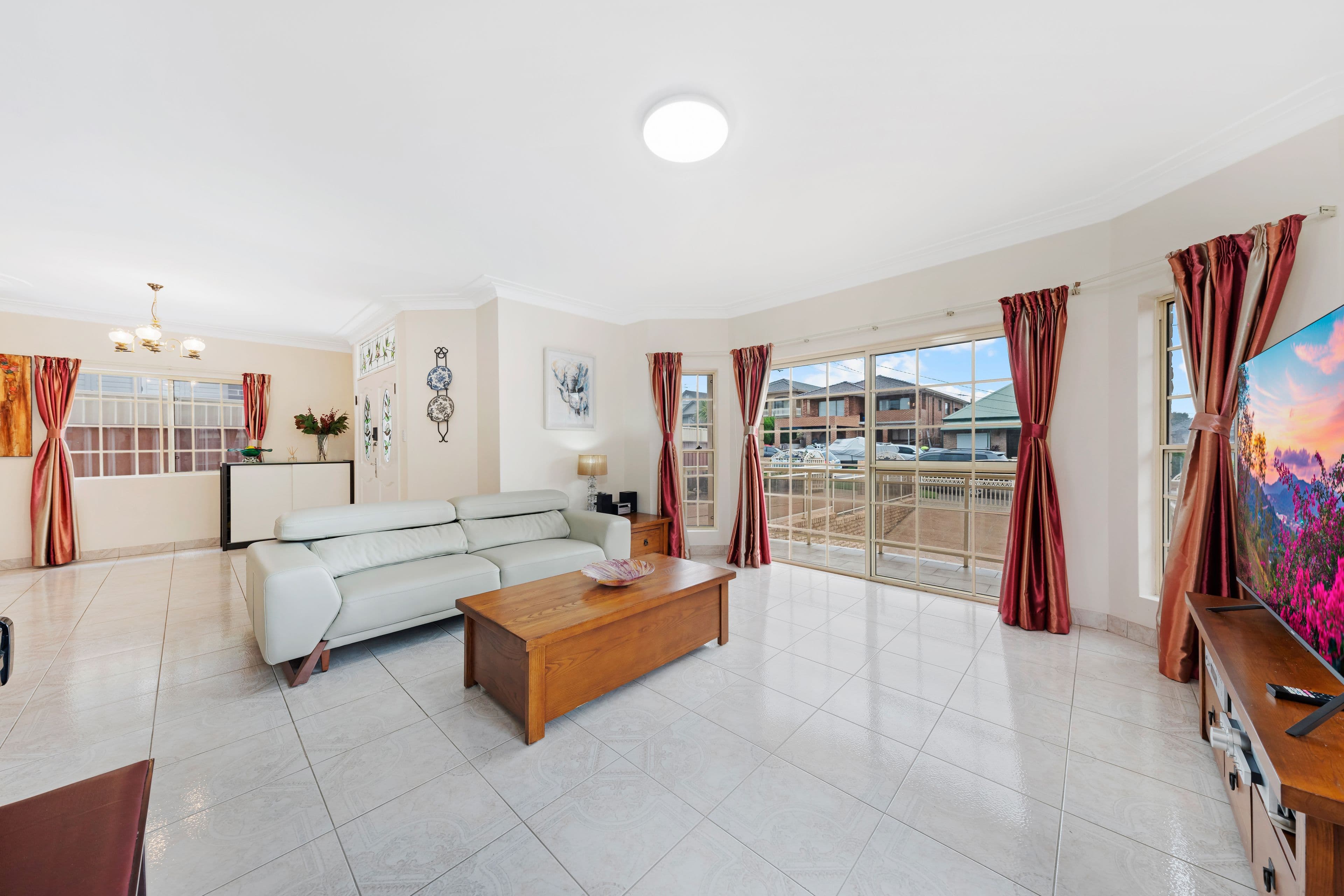 57 Rawson Avenue, Bexley NSW 2207, Bexley - Thumbnail 2