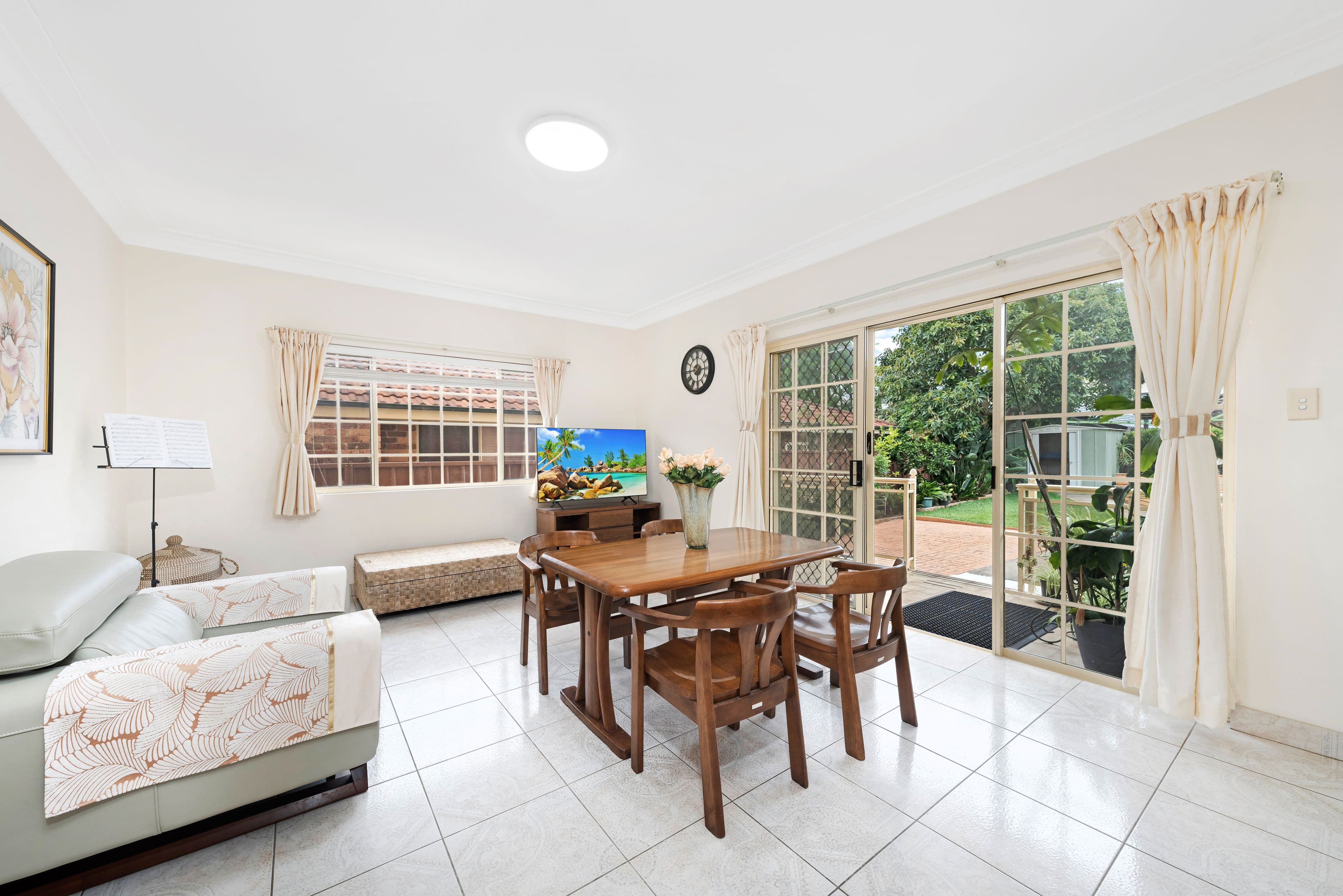 57 Rawson Avenue, Bexley NSW 2207, Bexley - Thumbnail 5