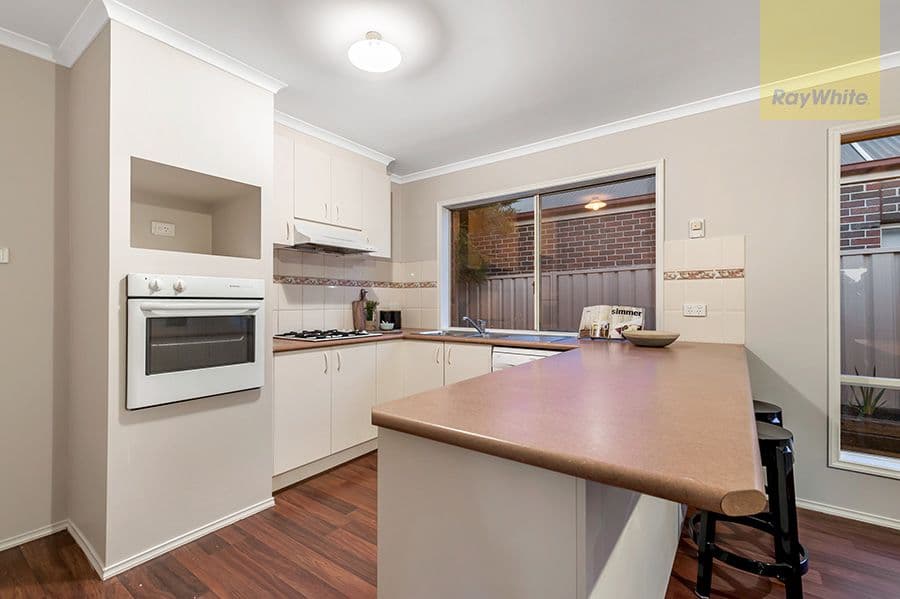 61 Creekwood Drive, Craigieburn VIC 3064, Craigieburn - Thumbnail 4