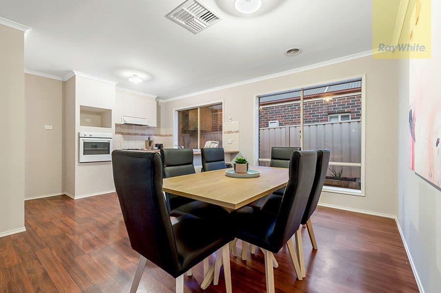 61 Creekwood Drive, Craigieburn VIC 3064, Craigieburn - Thumbnail 6