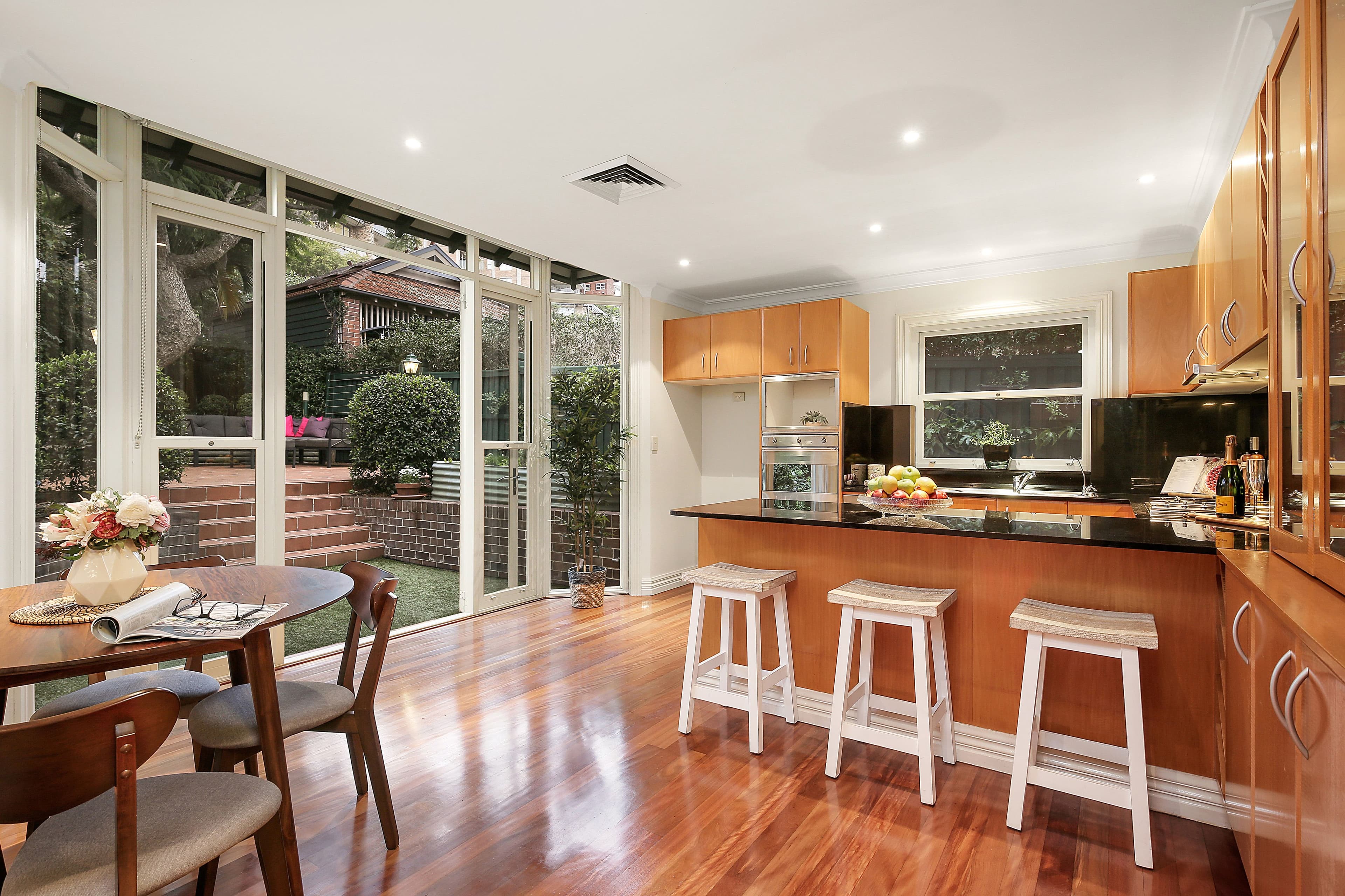 17 Phillips Street, Neutral Bay - Thumbnail 2