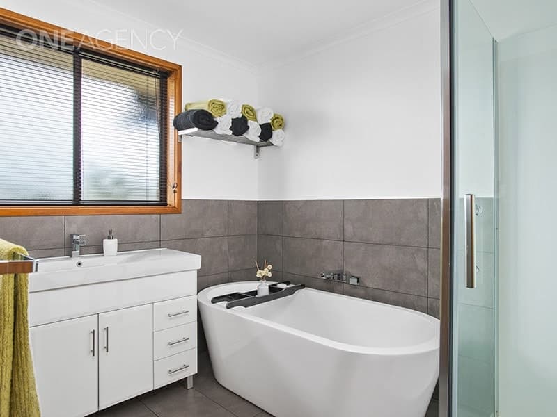 39 Rowland Crescent, Summerhill, Summerhill - Thumbnail 5