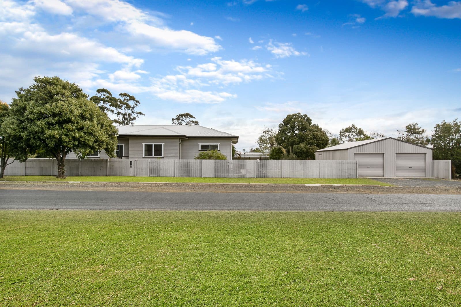 15 Edward Street, Pittsworth QLD 4356, Pittsworth - Thumbnail 2