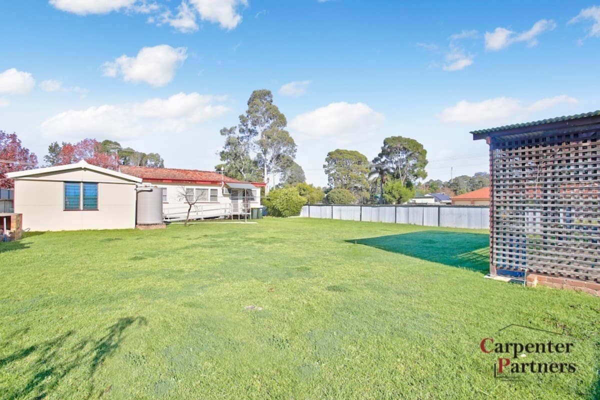 9 Thirlmere Way, TAHMOOR, Tahmoor - Thumbnail 5
