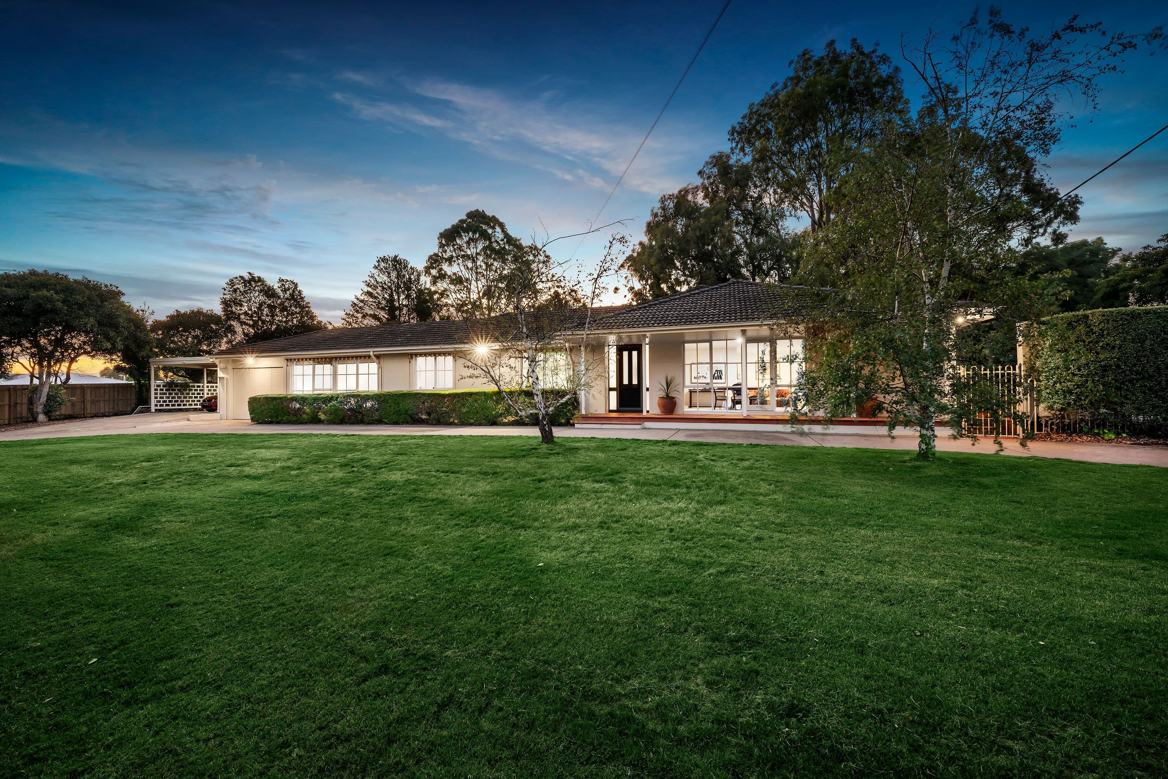 7 Raymond Road, Rowville VIC 3178, Rowville - Thumbnail 2