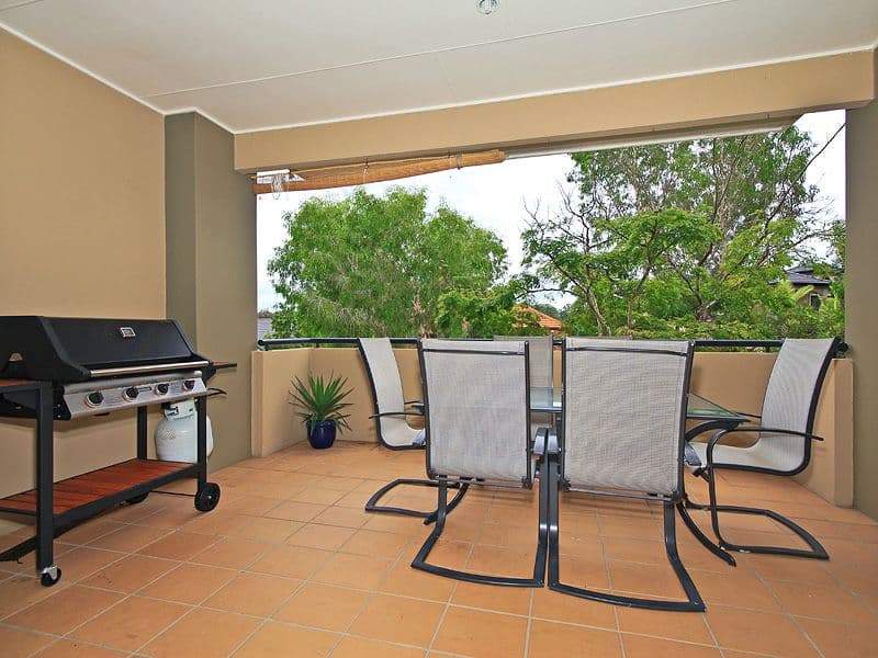 10 Glasshouse Drive, VARSITY LAKES QLD 4227, Varsity Lakes - Thumbnail 2