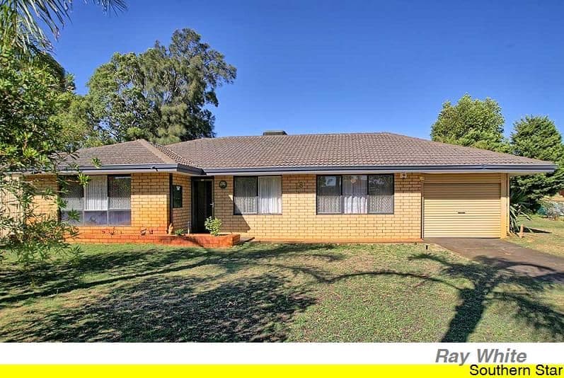 18 Banksia Road, CAMILLO WA 6111, Camillo - Thumbnail 2