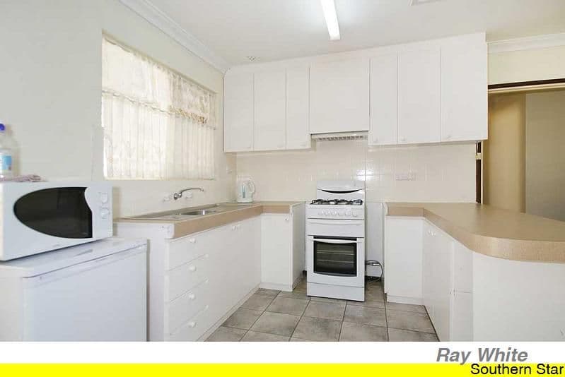 18 Banksia Road, CAMILLO WA 6111, Camillo - Thumbnail 6