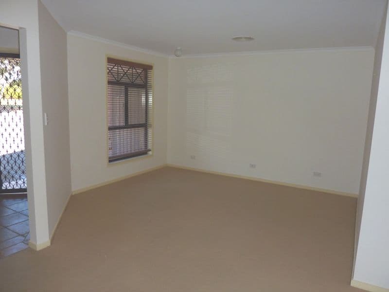 15  Baron Road, BLAKEVIEW SA 5114, Blakeview - Thumbnail 7