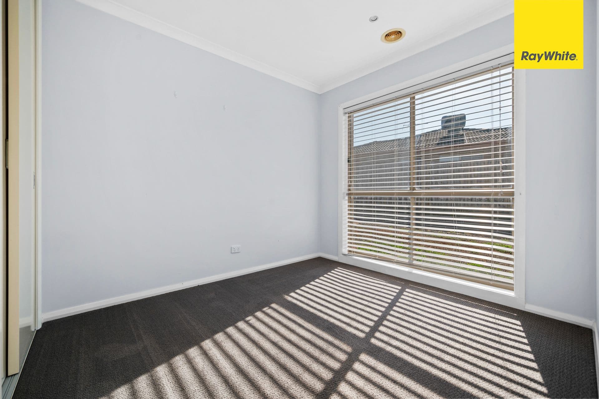 20-22 Roslyn Park Drive, HARKNESS VIC 3337, Harkness - Thumbnail 2