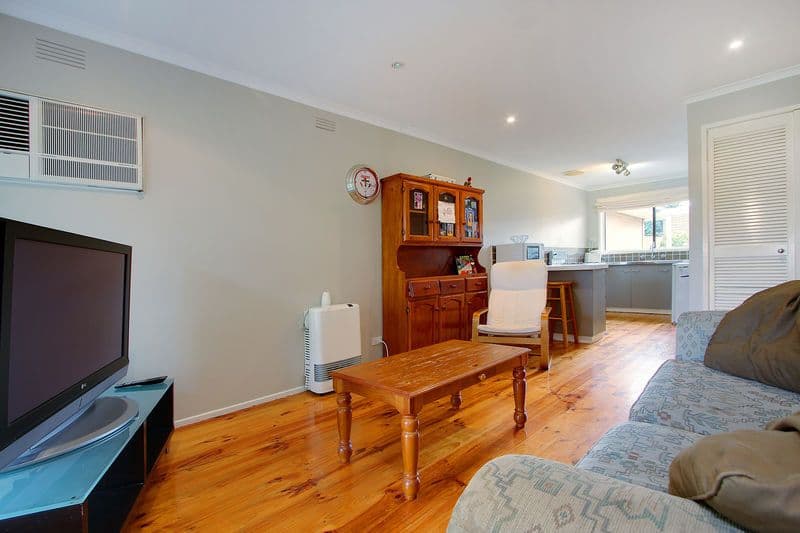4  Carnoustie Grove, MORNINGTON VIC 3931, Mornington - Thumbnail 2