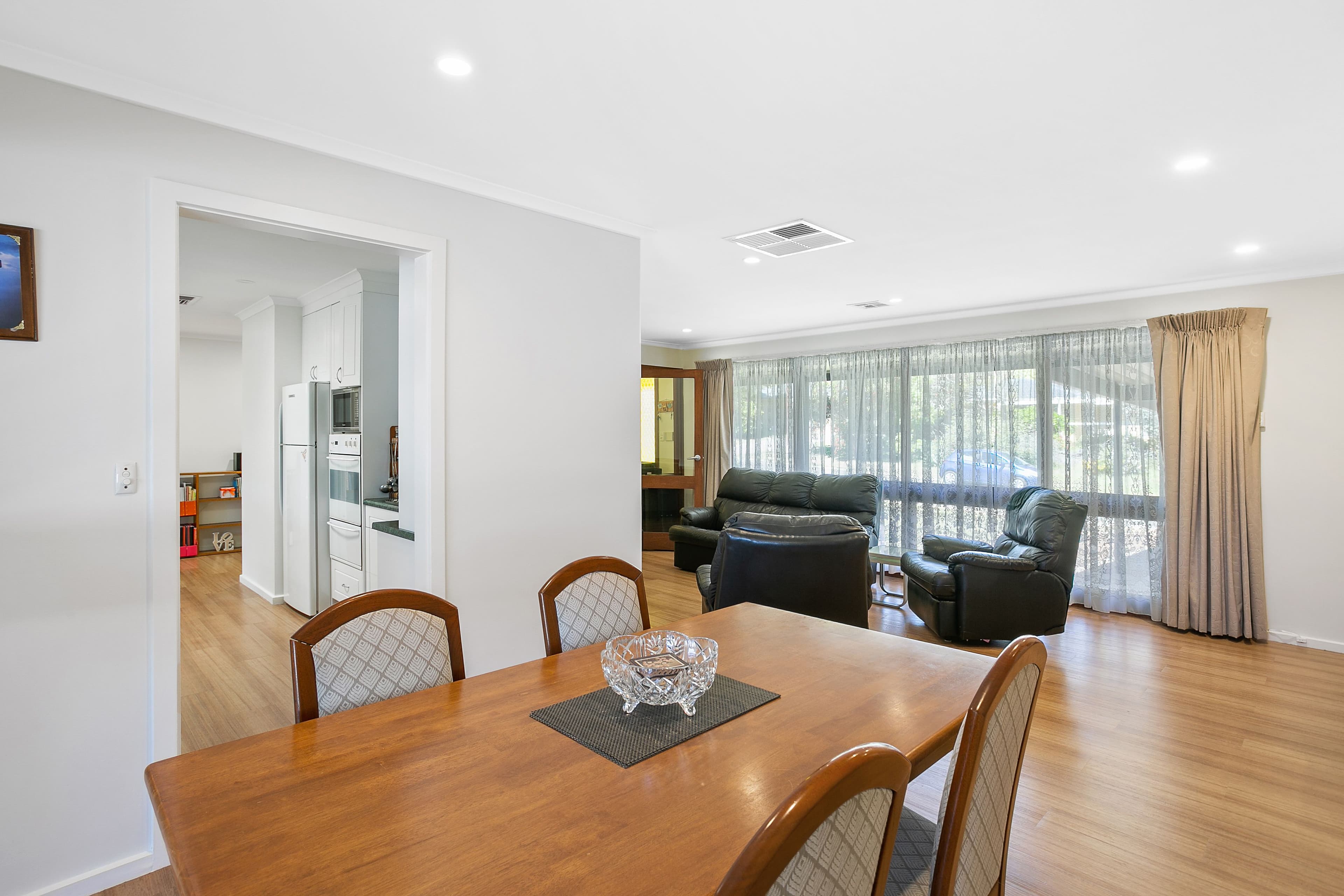 12 Medina Street, Aberfoyle Park SA 5159, Aberfoyle Park - Thumbnail 5