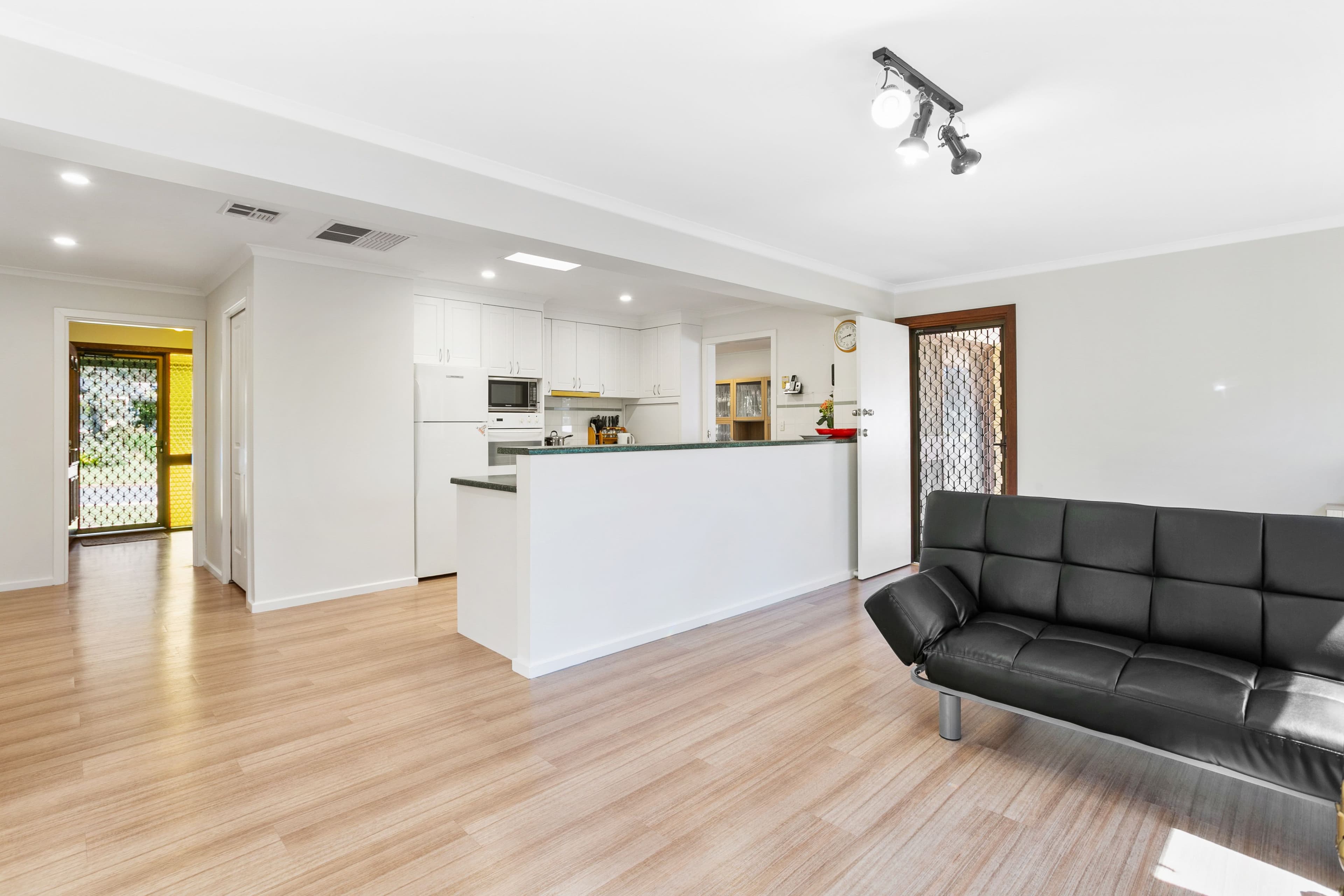 12 Medina Street, Aberfoyle Park SA 5159, Aberfoyle Park - Thumbnail 8