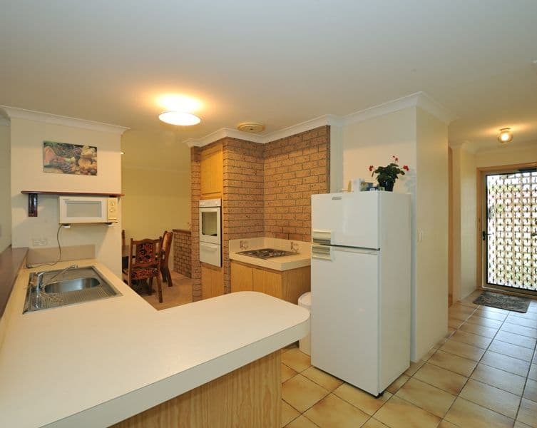 12 Hennessy Way, ROCKINGHAM WA 6168, Rockingham - Thumbnail 2