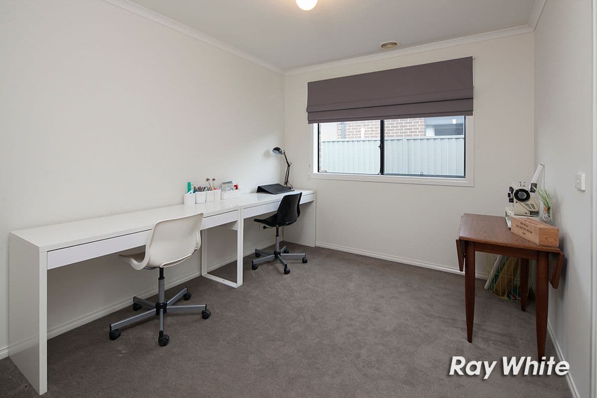69 Broad Oak Drive, Cranbourne East VIC 3977, Cranbourne East - Thumbnail 7
