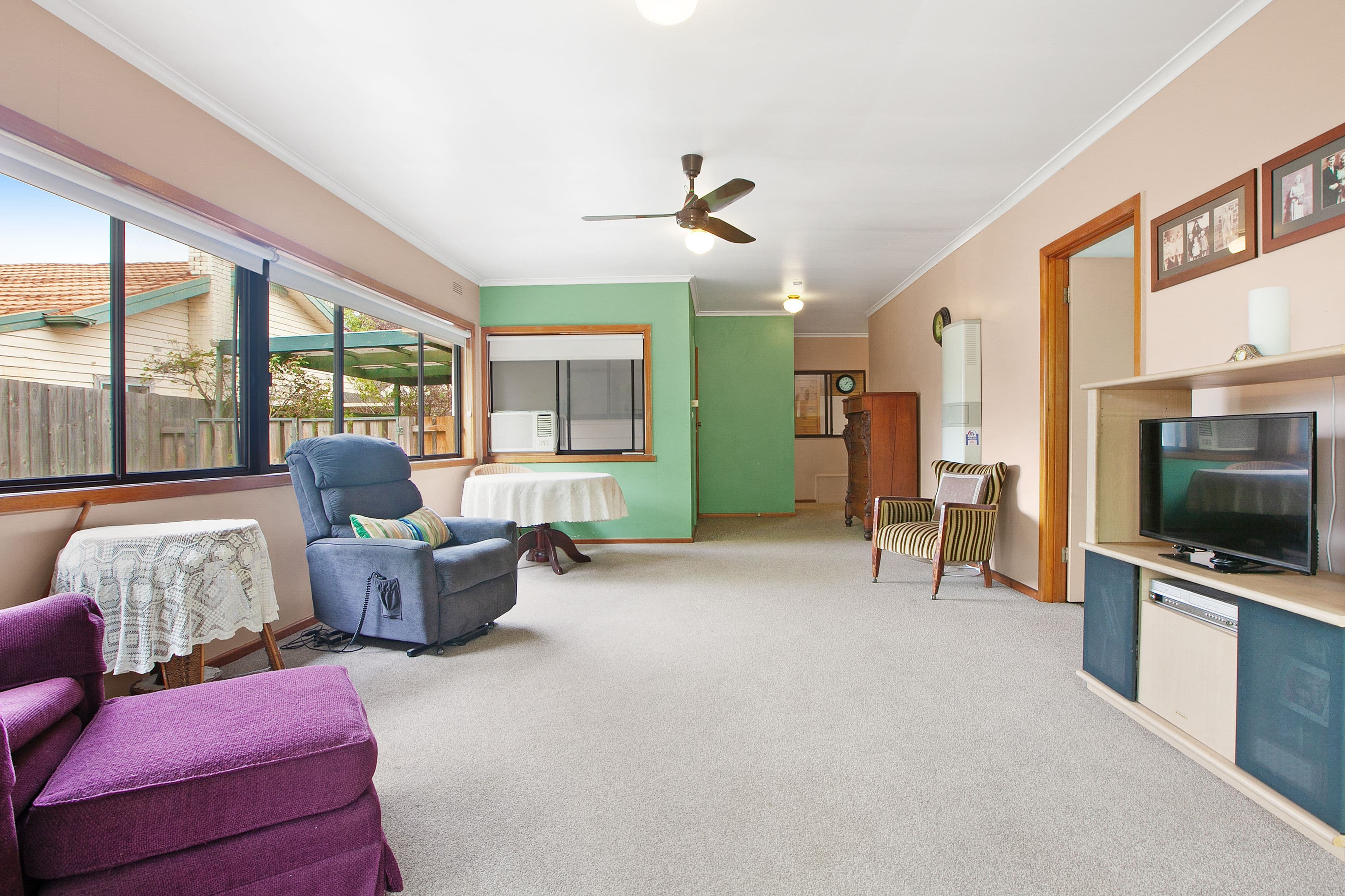 156 Rathcown Road, Reservoir VIC 3073, Reservoir - Thumbnail 3