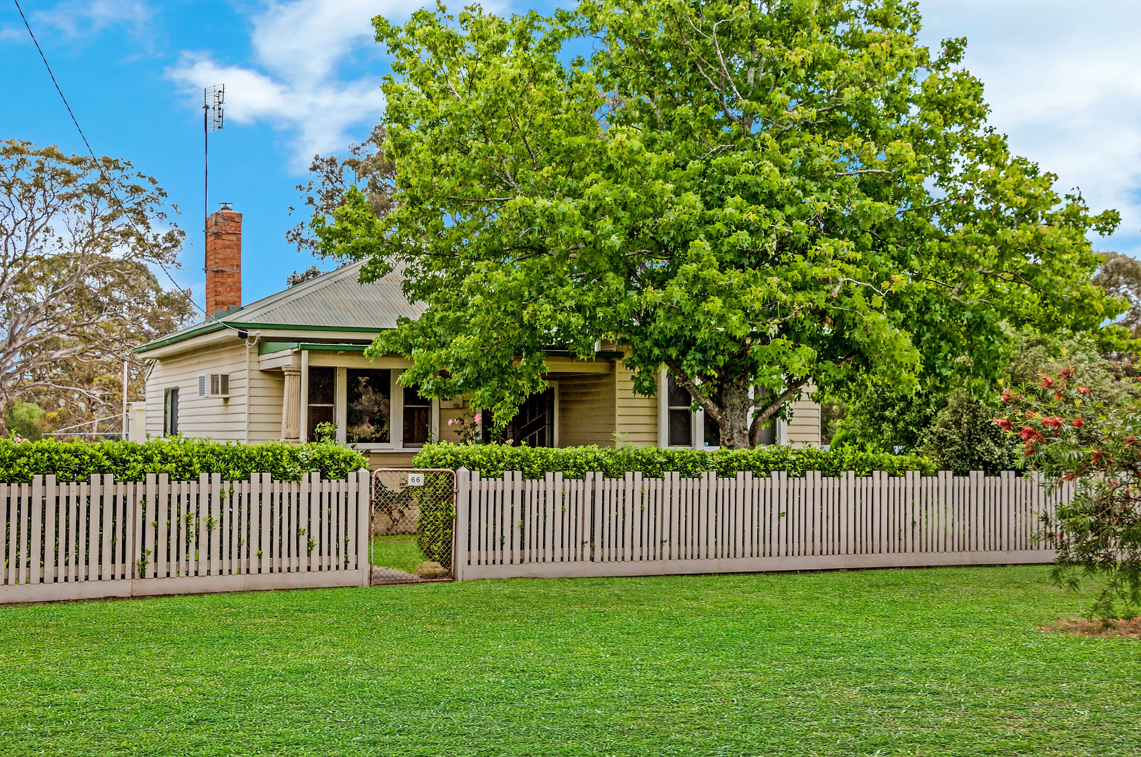 64-66 Skene Street, Dunkeld VIC 3294, Dunkeld - Image 1