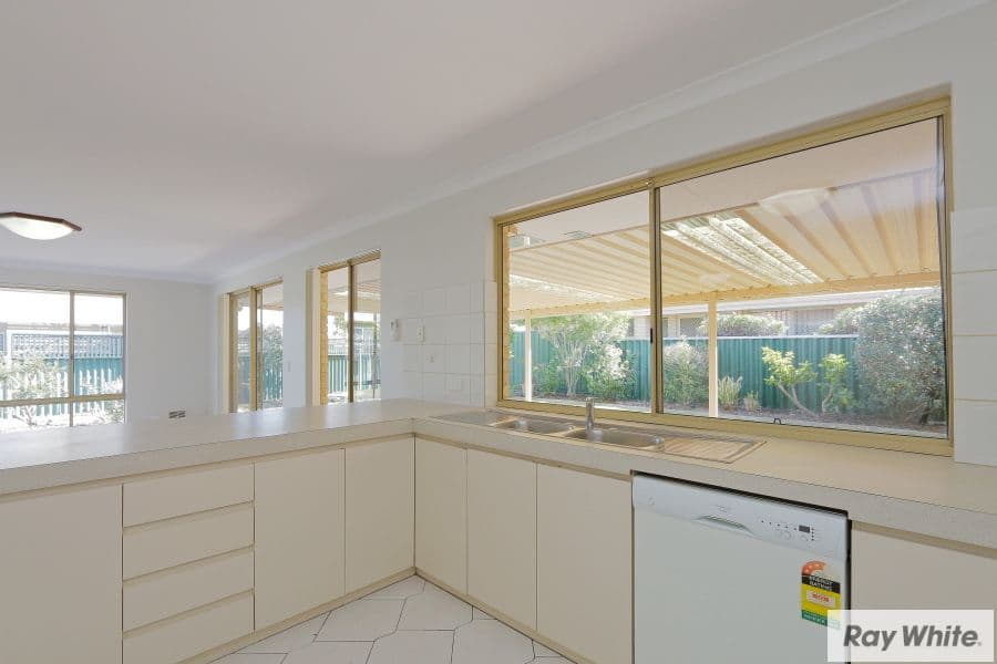 7 Norbertine Close, Queens Park WA 6107, Queens Park - Thumbnail 2