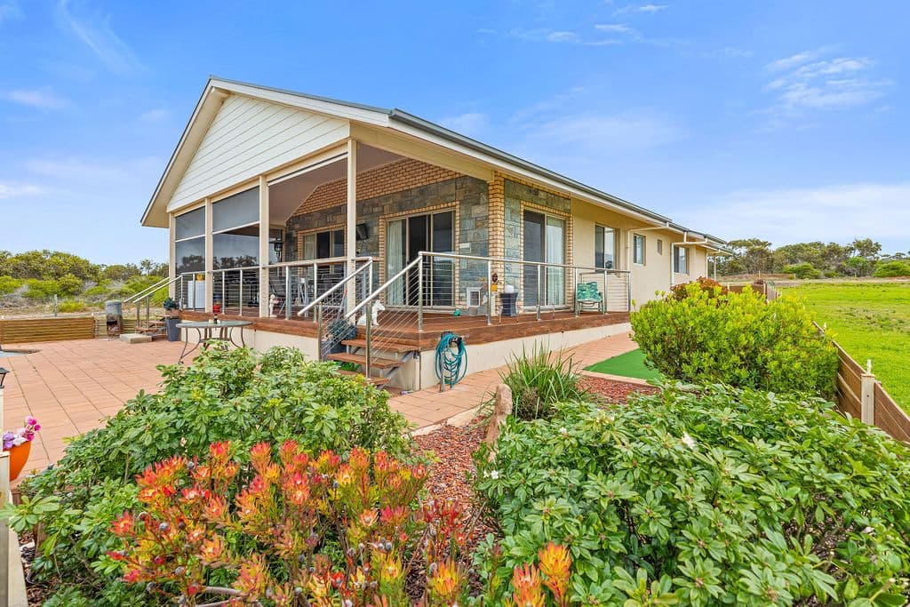 23 Honeyeater Court, POINT BOSTON SA 5607, Point Boston - Image 1