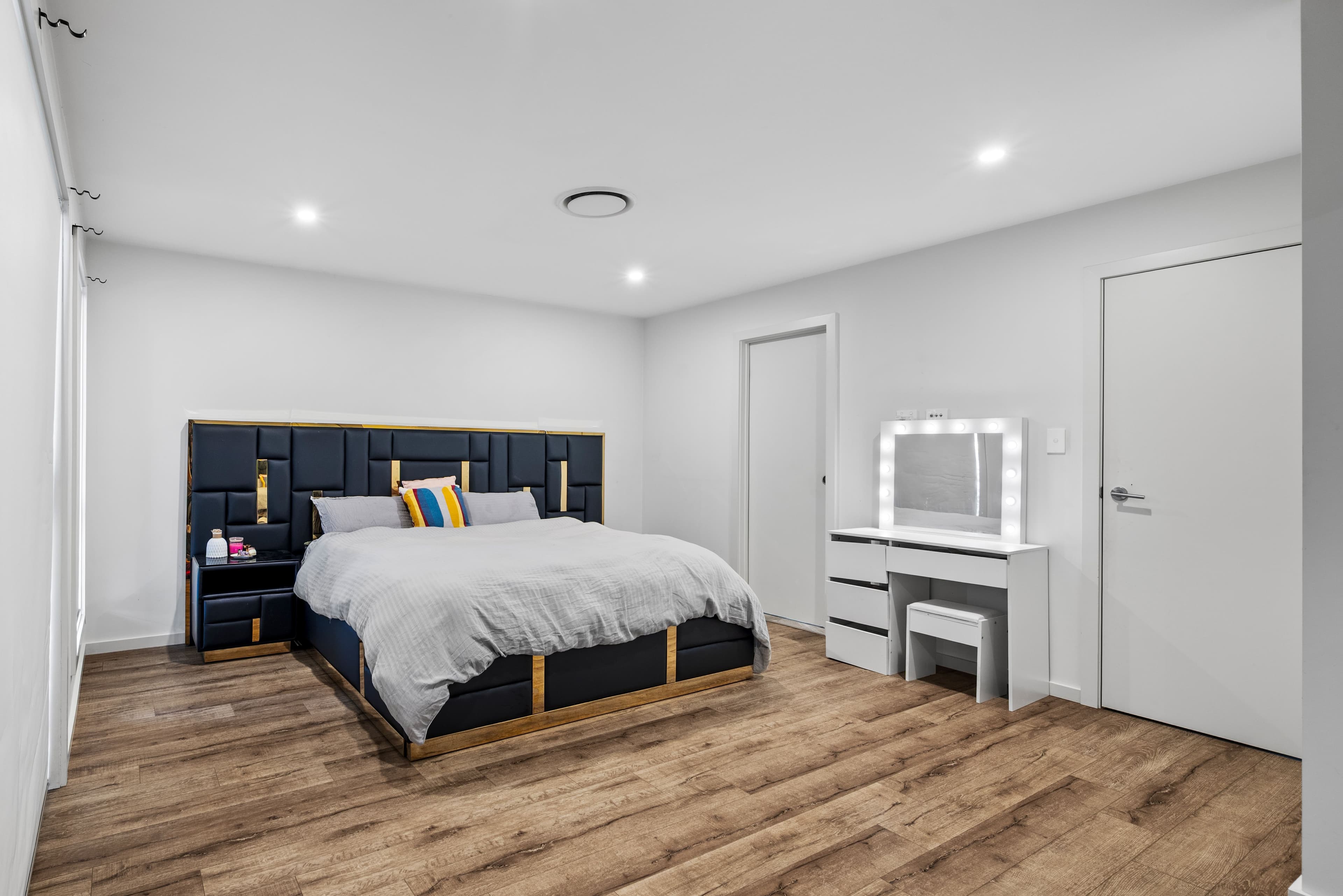 130 Village Circuit, Gregory Hills NSW 2557, Gregory Hills - Thumbnail 6