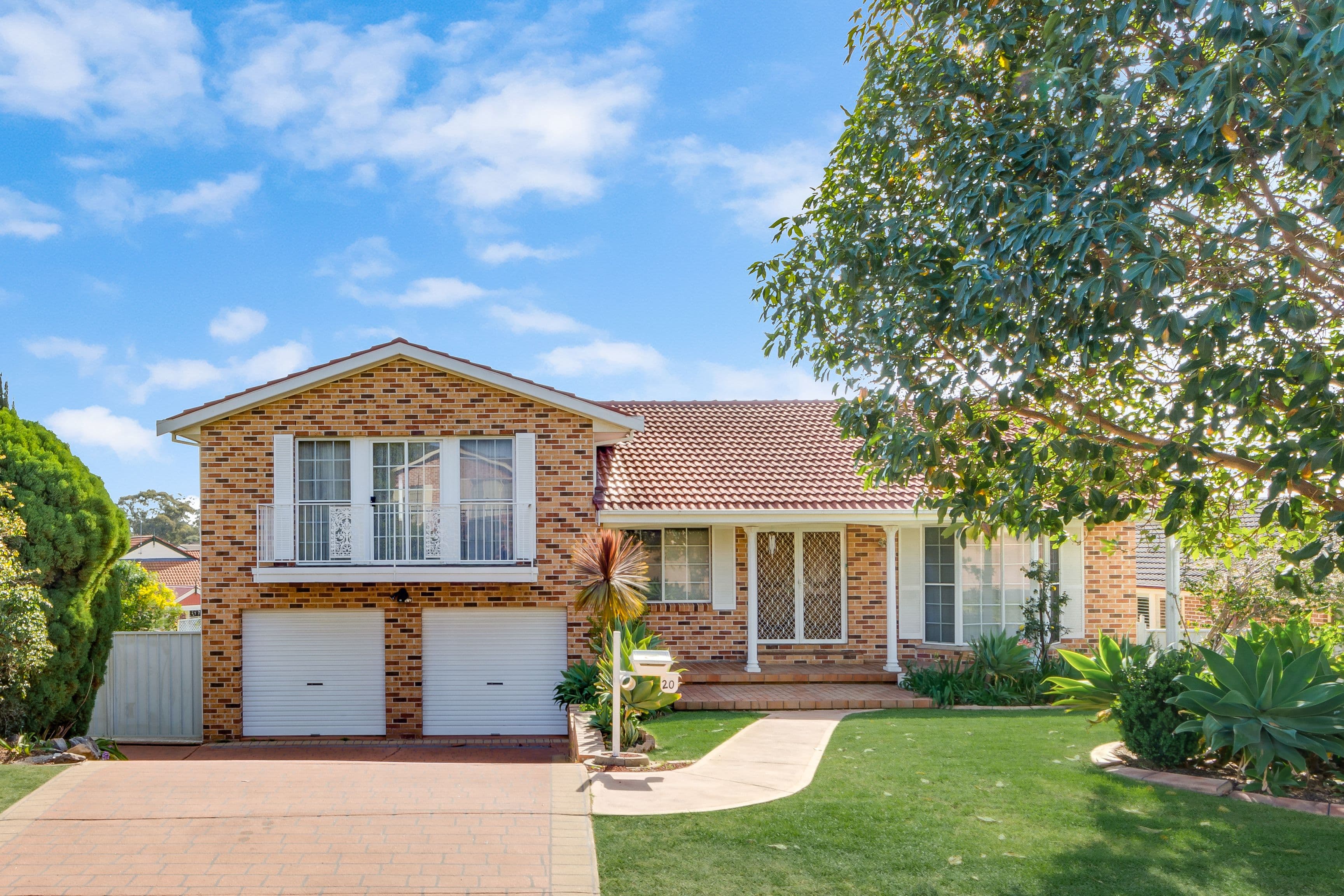 20 Clydebank Crescent, Glen Alpine - Image 1