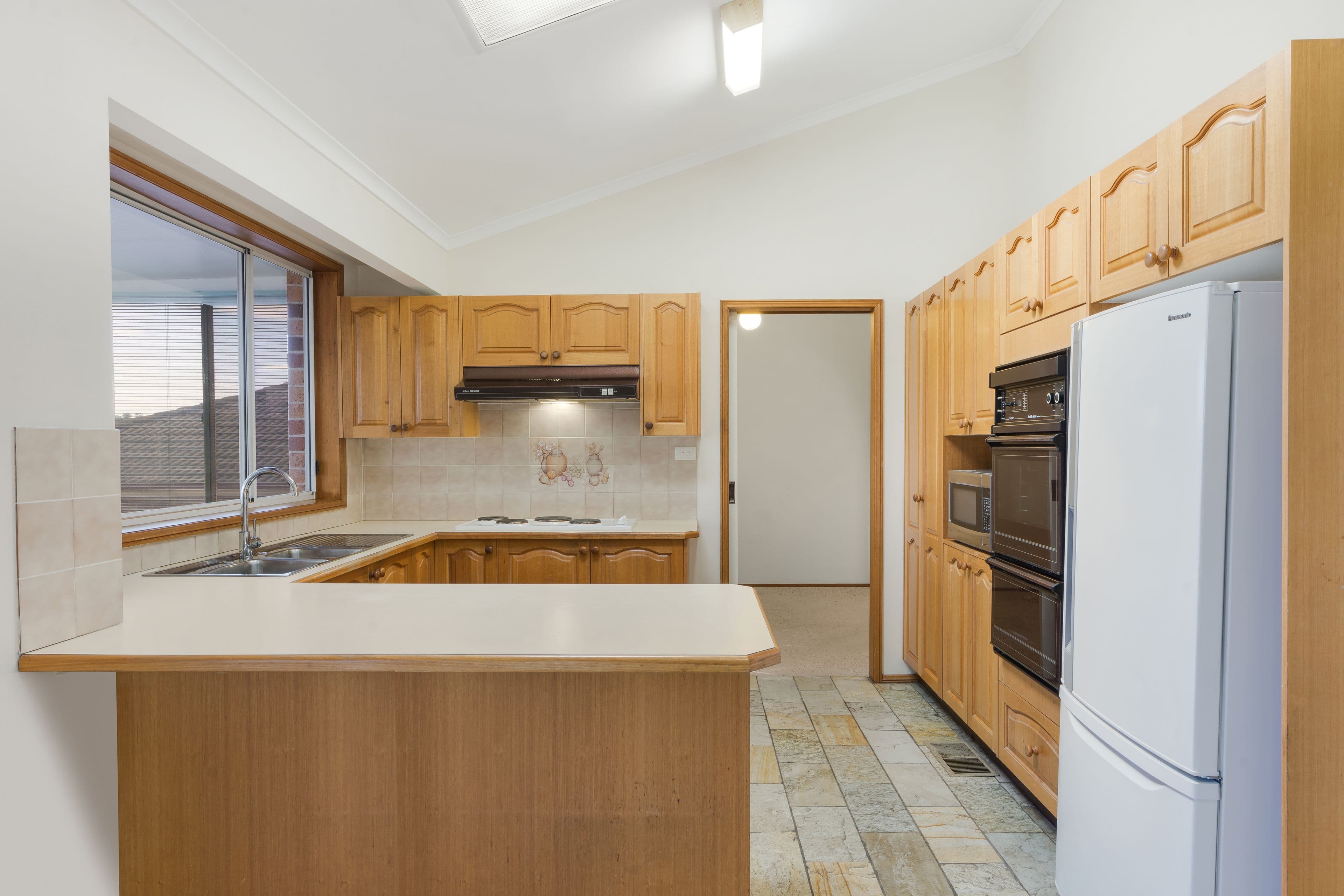 20 Clydebank Crescent, Glen Alpine - Thumbnail 2