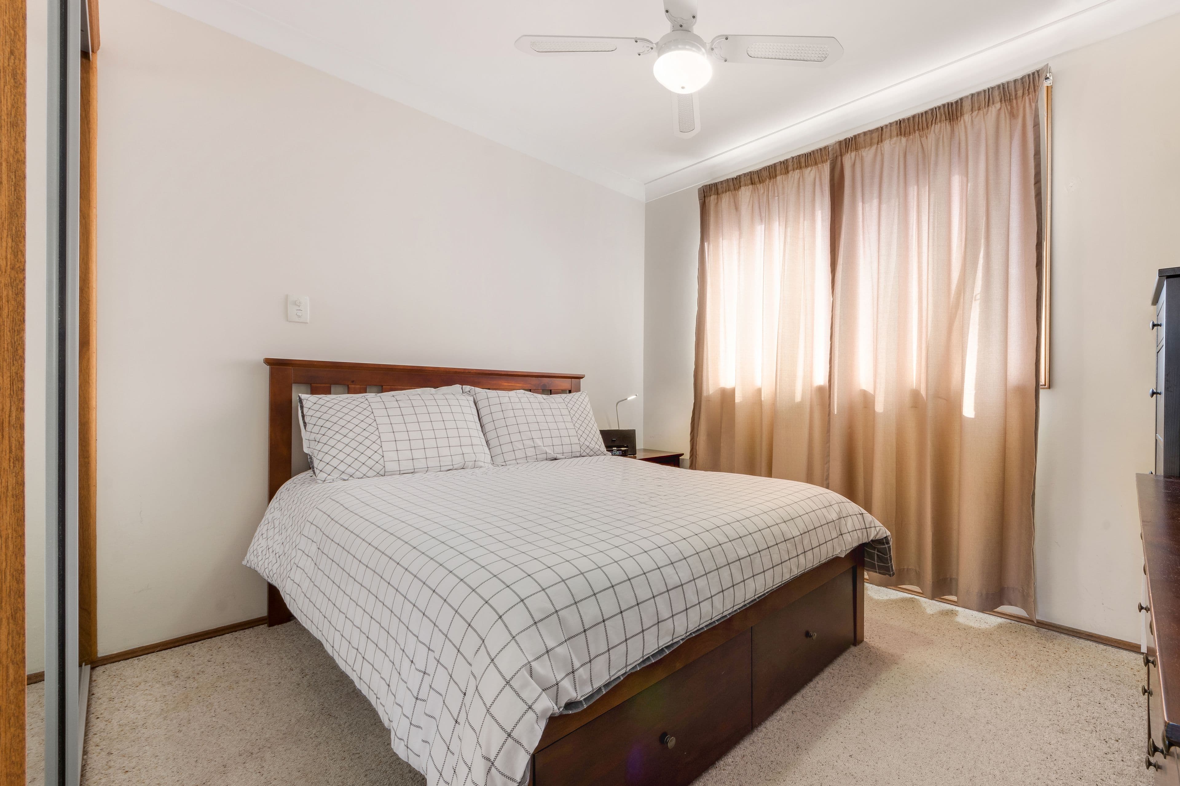 20 Clydebank Crescent, Glen Alpine - Thumbnail 8