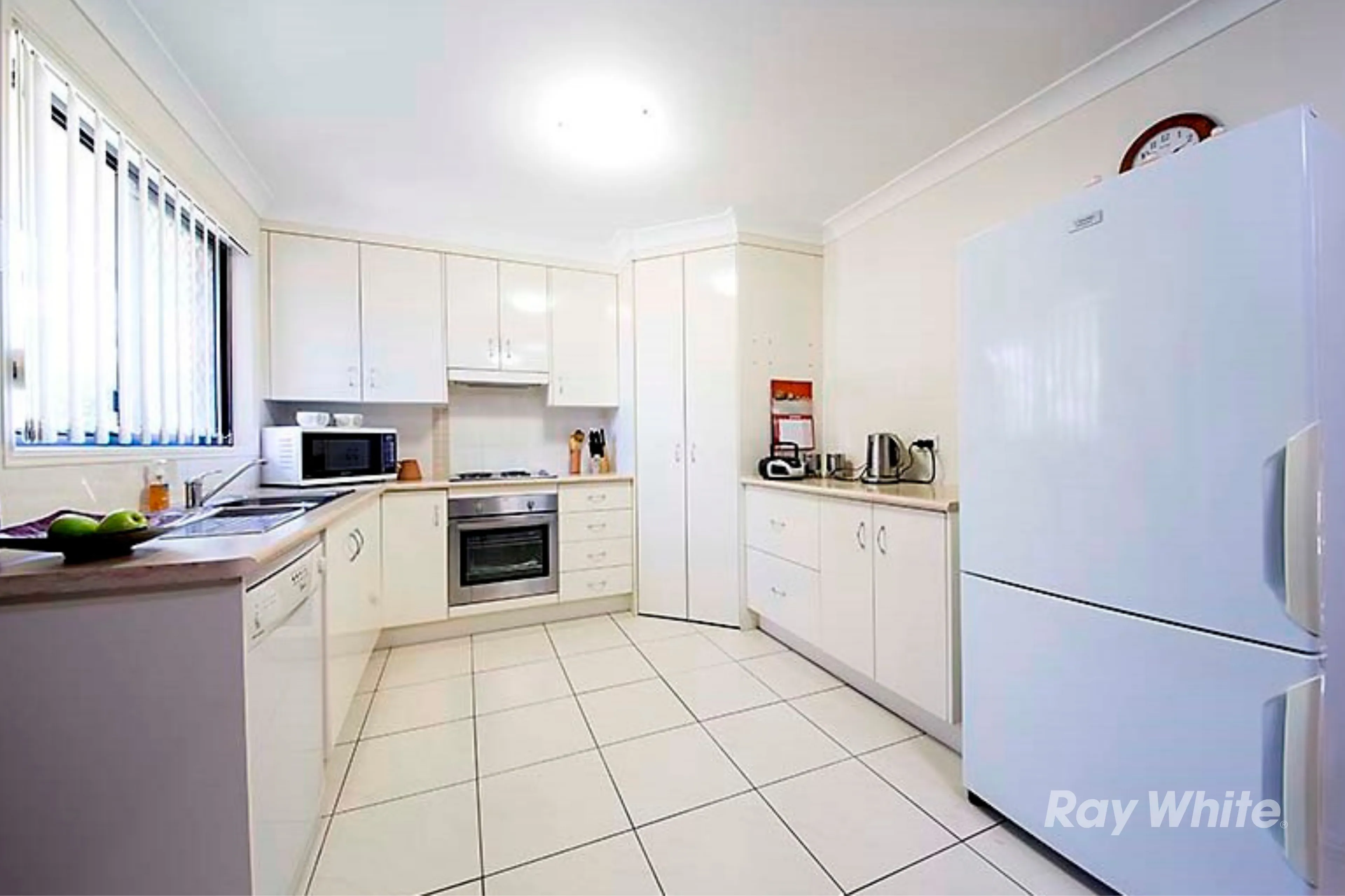 3 Barrington Court, Pacific Heights QLD 4703, Pacific Heights - Thumbnail 4